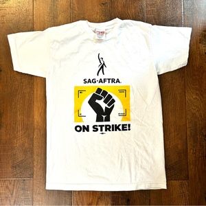 SAG / AFTRA collector’s on strike tee shirt, size M